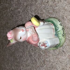 Precious Moments "READY FOR AN AVON DAY" Ceramic Rabbit Bunny Figurine VTG 1980